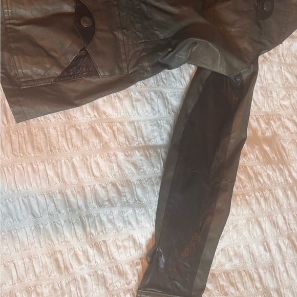 Vince Army Green Polished Cotton and Leather Utility Jacket XS - Picture 10 of 15